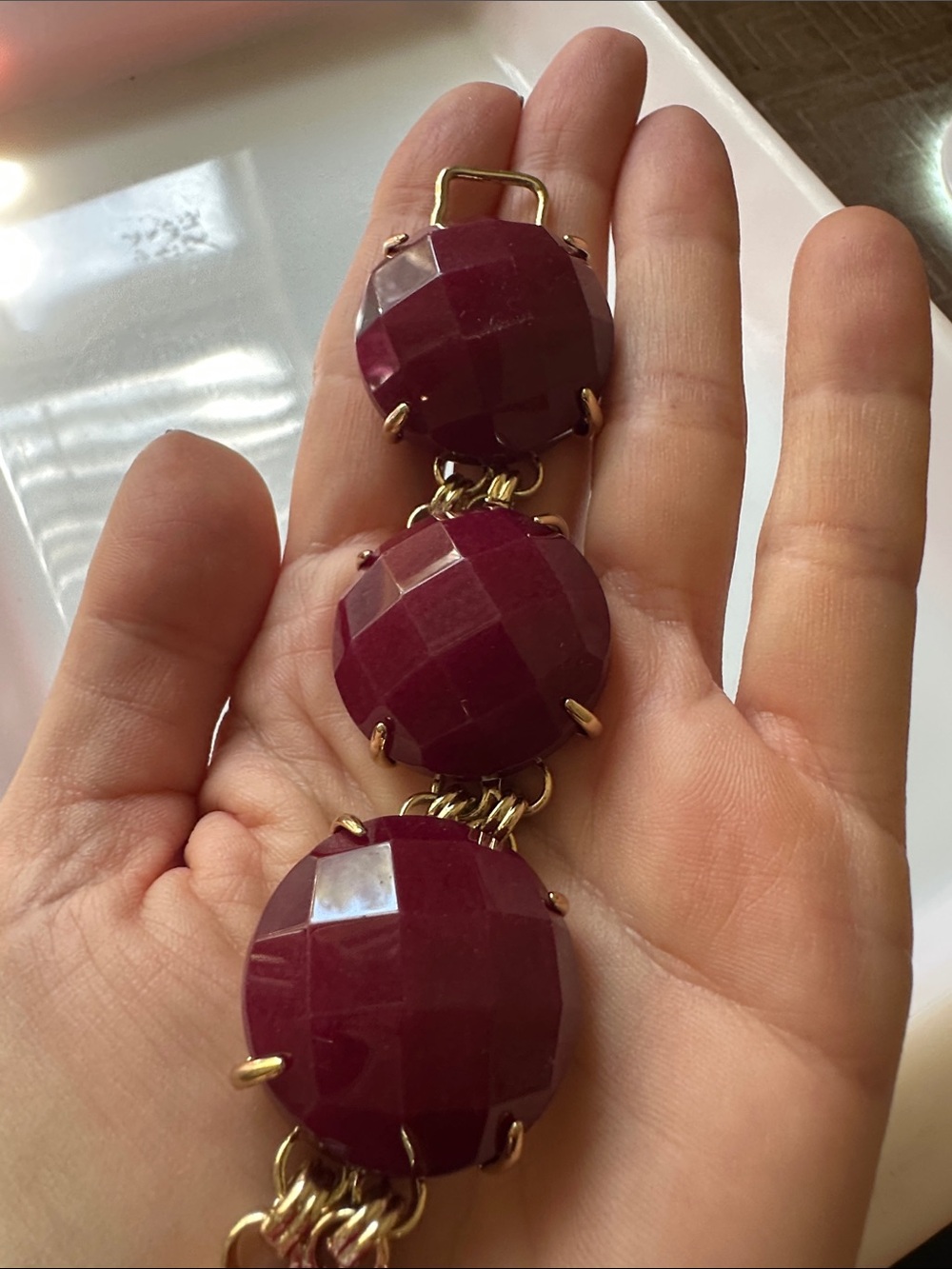 Kendra Scott Cassie Bracelet in Maroon with Gold-Tone - Picture 3 of 3